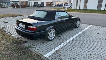 BMW 325i Cabrio - 6