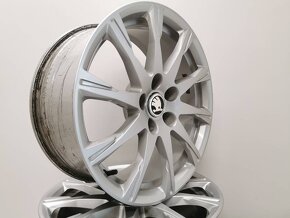 Audi A4 B9 orig. alu disky 7,5J R17 5x112 ET38 - 6