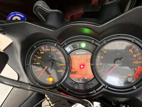 Suzuki DL650 V-Strom - 6