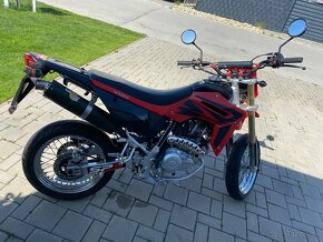 Yuki 250 SM Supermoto motard - 6