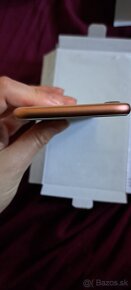 IPhone 8 64 GB Gold - 6