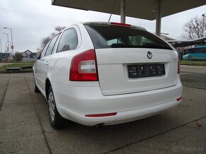 Škoda Octavia Combi 1.6 MPI Elegance - 6