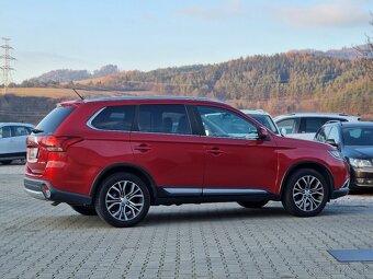 Mitsubishi Outlander 2.2 DI-D Intense 4WD 7Miest - 6