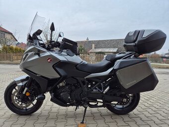 Prodám Honda NT1100 DCT , r. v. 2022, ABS, TC, ČR - 6