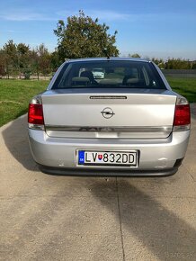 Opel Vectra 2.2 - 6