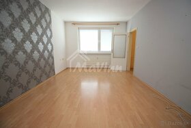 Na PREDAJ 2 izbový BYT 56m² Partizánske- Šipok - 6