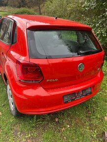 VW Polo - Havarované na náhradné diely - 6