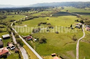 PREDAJ: Rozľahlý pozemok na brehu rieky Rohozná, 7566 m2, Br - 6