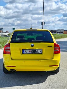 Škoda Octavia Combi 2.0 TFSI RS - 6