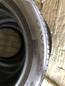 255/45 r19 Pirelli - 6