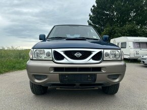 Nissan Terrano  2.7 tdi  92KW  M5 - 6