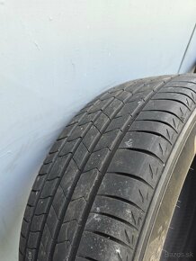 letné 215/55 R18 Kumho Ecsta HS51 - 6