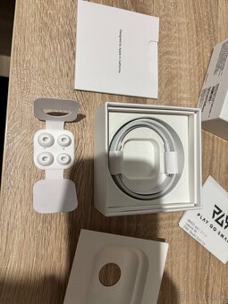 Apple AirPods pro - 6