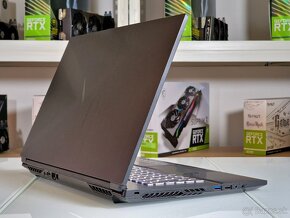 Herný notebook ERAZER | 17,3" 144Hz | i7-10750H | 16GB | SSD - 6