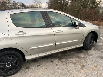 Peugeot 308 2.0 HDi - 6