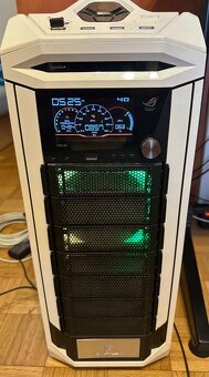 Cooler Master Storm Stryker - 6