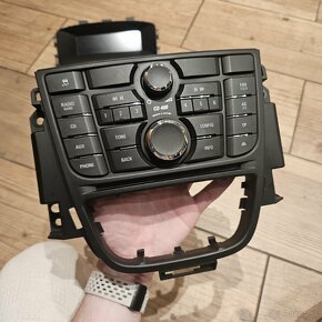 Astra J 2011 - rádio - 6