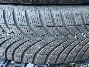 PREDÁM 2 kusy zimné pneumatiky SEMPERIT 195/60 R18 96H XL - 6