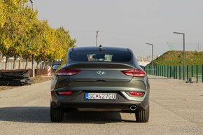 Hyundai i30 Fastback 1.5 T-GDi mHEV iMT Style - 6