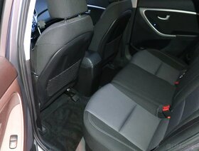 Hyundai i30 CW, model r. 2015, šedá met., ťažné - TOP PONUKA - 6