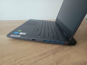 Predam vykonny herny notebook Lenovo novy modelLOQ 15IRH8 - 6