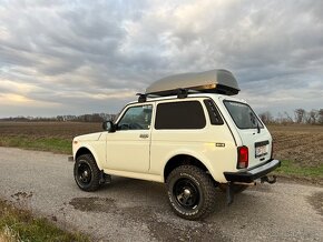 Lada Niva 1.7 - 6