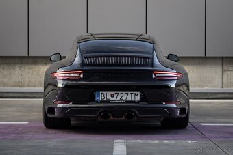 Porsche 911 Carrera GTS Coupé - 6