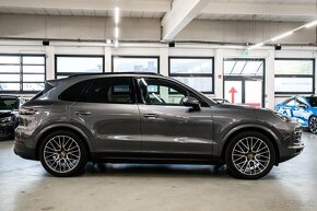 Porsche Cayenne - 6