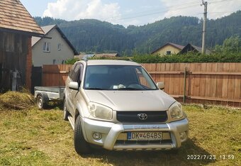 Toyota RAV4 - 6