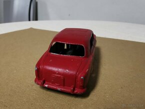 Dinky toys Peugeot 403 - 6