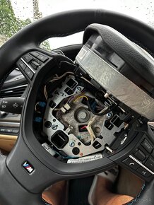 Volant BMW M5 / F01 / F10 - 6