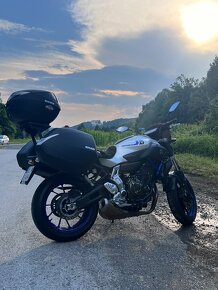 Yamaha MT 07 - 6