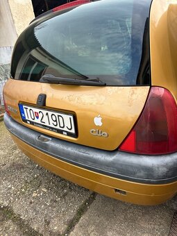 Renault clio 1.9 - 6