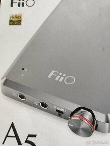 Fiio X5 2nd gen + FiiO A5 Portable Headphone Amplifier - 6