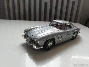 1:18 Mercedes 300SL 1954 Bburago - 6