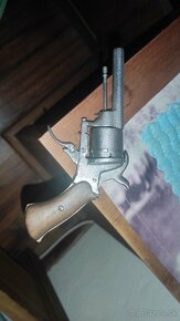 Predam revolver faucheux do zbierky - 6