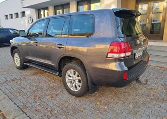 Toyota Land Cruiser 4,5 D4-D Lux REZERVE nafta automat - 6