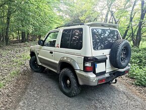 MITSUBISHI PAJERO GLS 2.5TD 73KW SUPER SELECT 4WD - 6