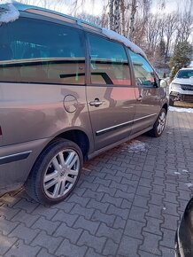 Predám VW Sharan 2.0TDI - 6