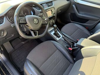 Škoda Octavia 2.0 TDI 110kW DSG Xenony Navigace - 6