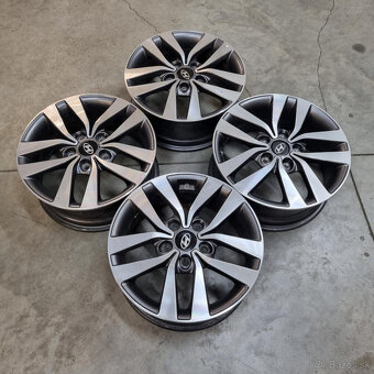 HYUNDAI disky 5x114.3 R16 6,5J ET50 - 6