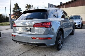 Audi Q5 55 2.0 TFSIe Plug -in Hybrid quattro S tronic - 6