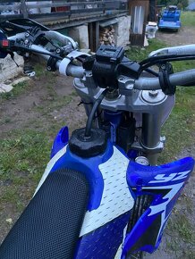 Yamaha YZ426F - 6