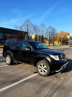 Nissan Pathfinder 2,5 dci 192000km - 6