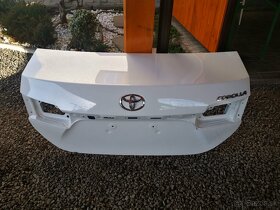 Toyota Corolla E15EJ(A), 2018 - zadna kapota, sedan - 6