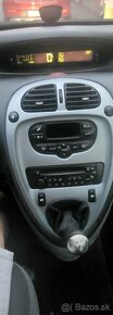 Citroen xsara picasso 1.6 hdi 66kw 2010 - 6