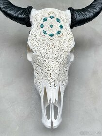 Ručne vyrezávaná lebka bieleho býka motív Mandala, 61cm - 6