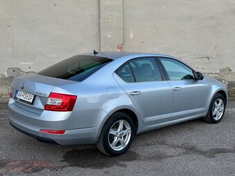 PREDÁM Škoda Octavia 2.0 TDI Elegance / Style DSG / Webasto - 6