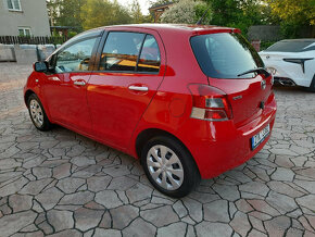 Toyota yaris 1,0vvti 7/2010 najeto 36000 km - 6