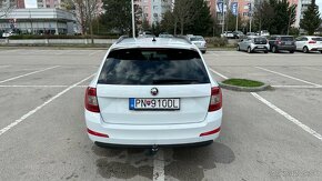 Škoda Octavia 1.6Tdi Greenline - 6